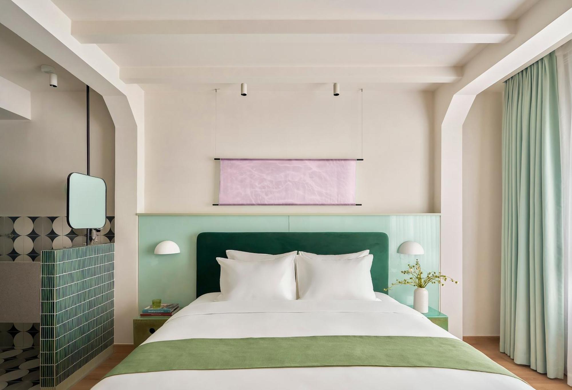 The Urban Resort By Circadian Ho Chi Minh City Bagian luar foto