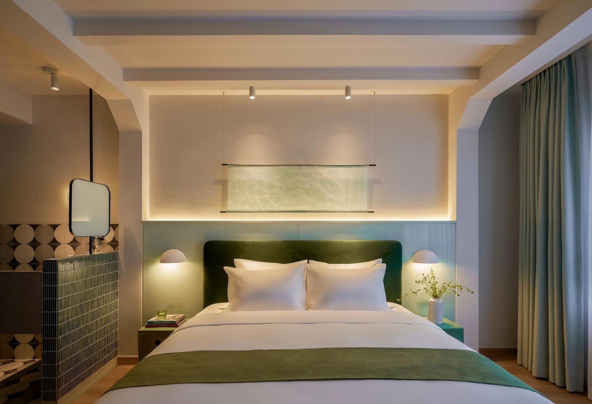 The Urban Resort By Circadian Ho Chi Minh City Bagian luar foto