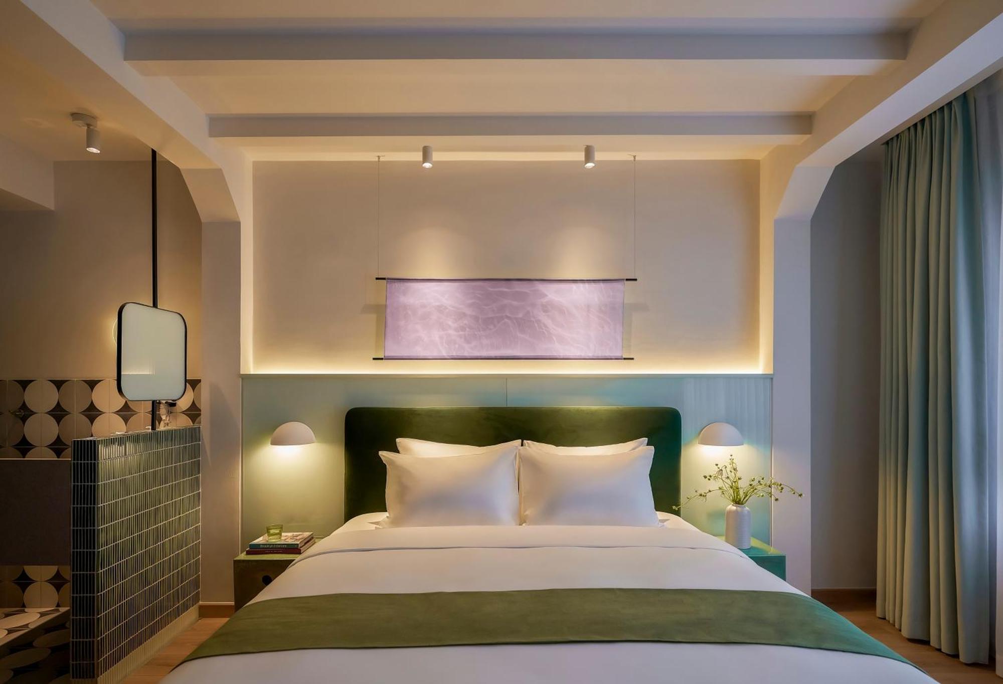 The Urban Resort By Circadian Ho Chi Minh City Bagian luar foto