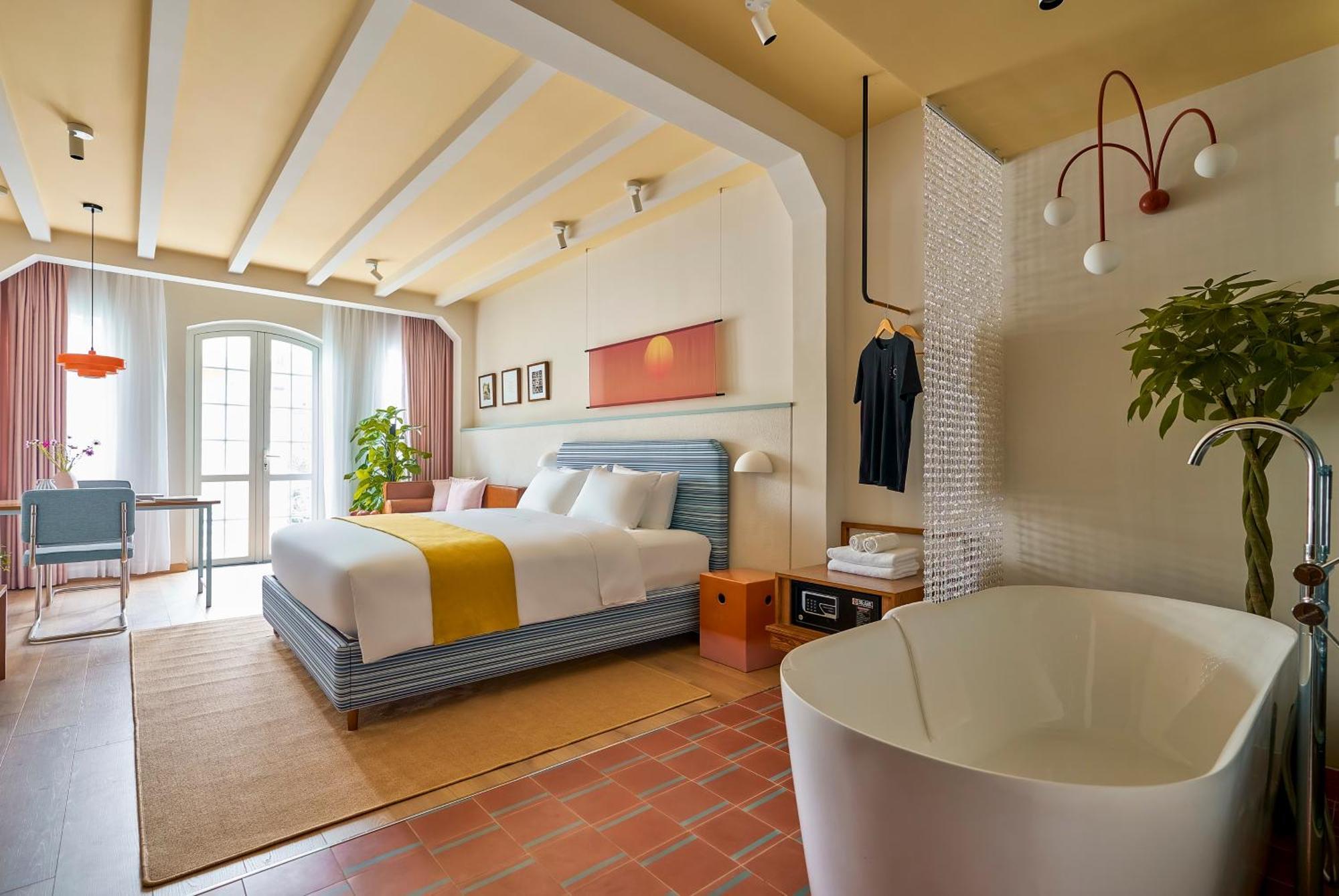 The Urban Resort By Circadian Ho Chi Minh City Bagian luar foto
