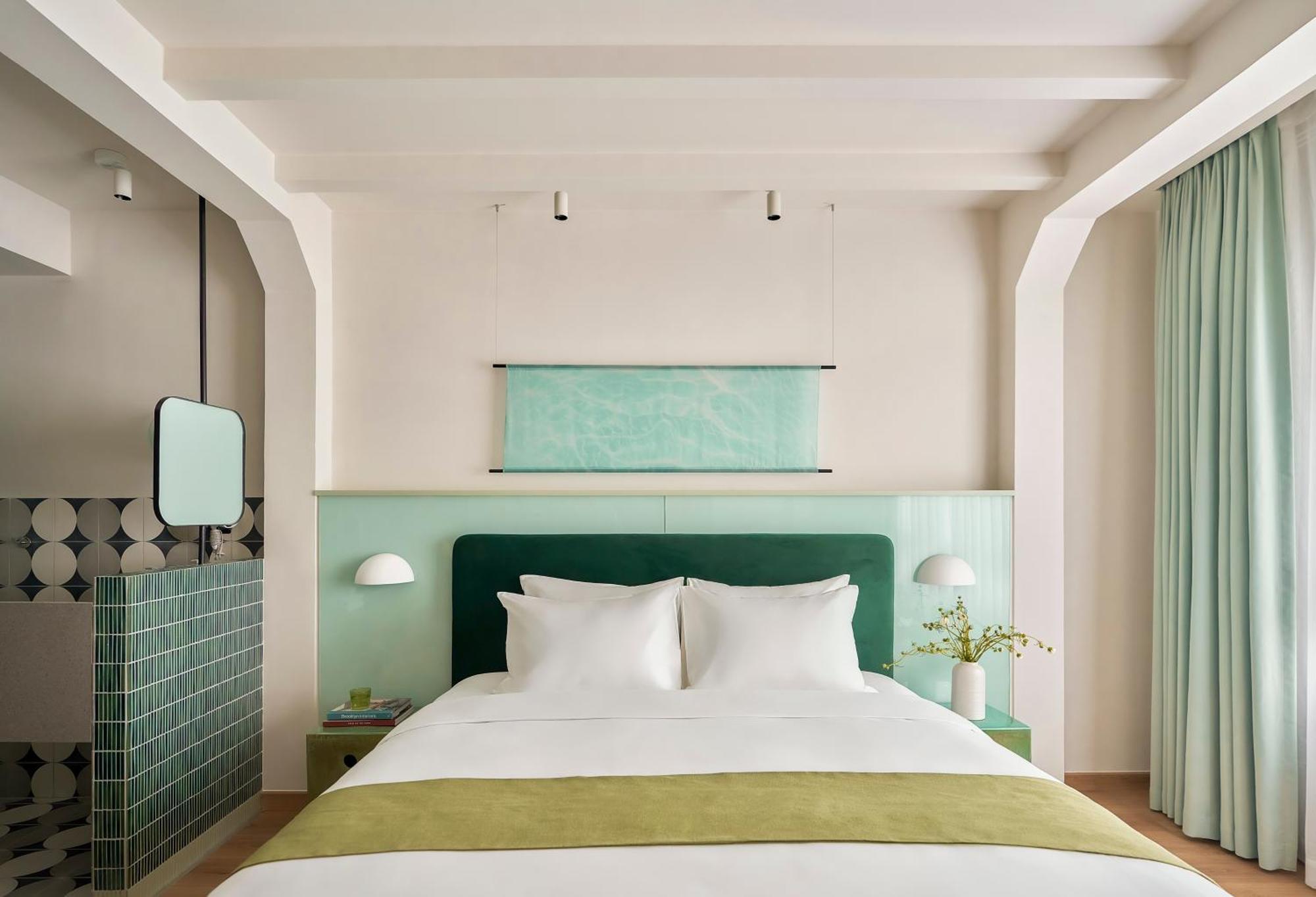 The Urban Resort By Circadian Ho Chi Minh City Bagian luar foto