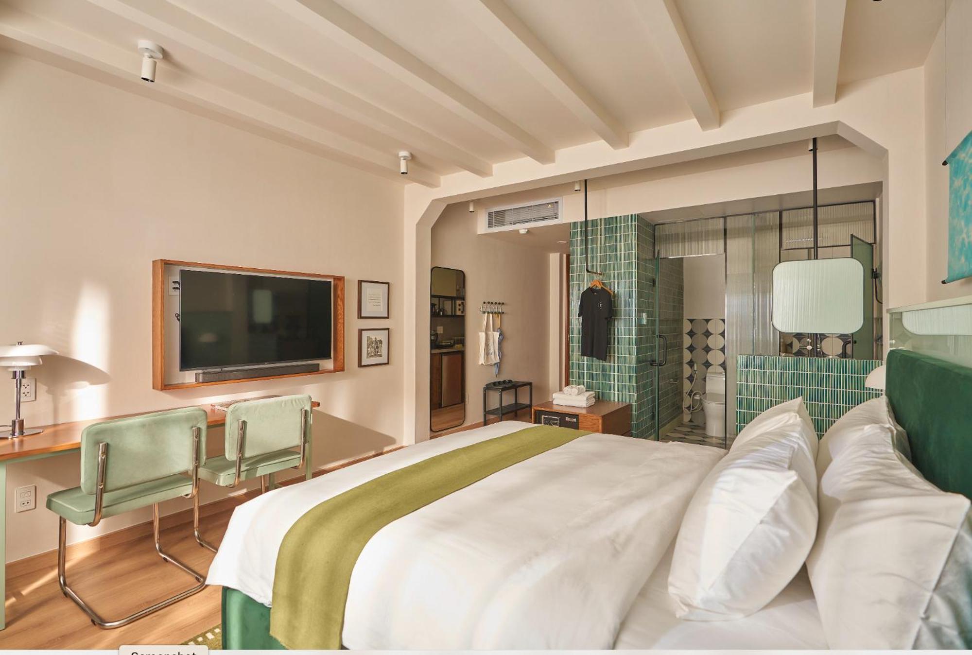 The Urban Resort By Circadian Ho Chi Minh City Bagian luar foto